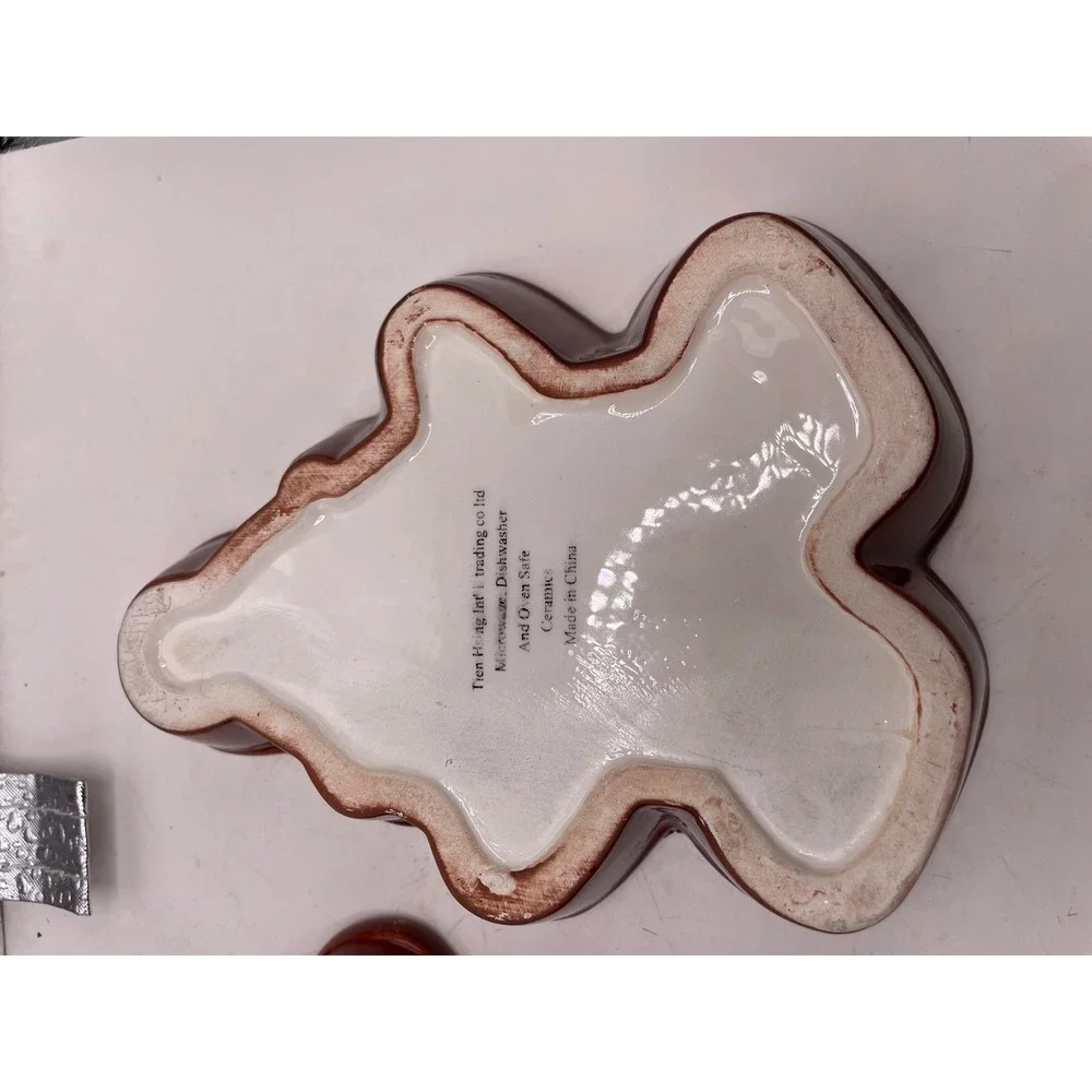 Pair of Ceramic Gingerbread‎ Man Baking Dishes Holiday Christmas Kitchenware
